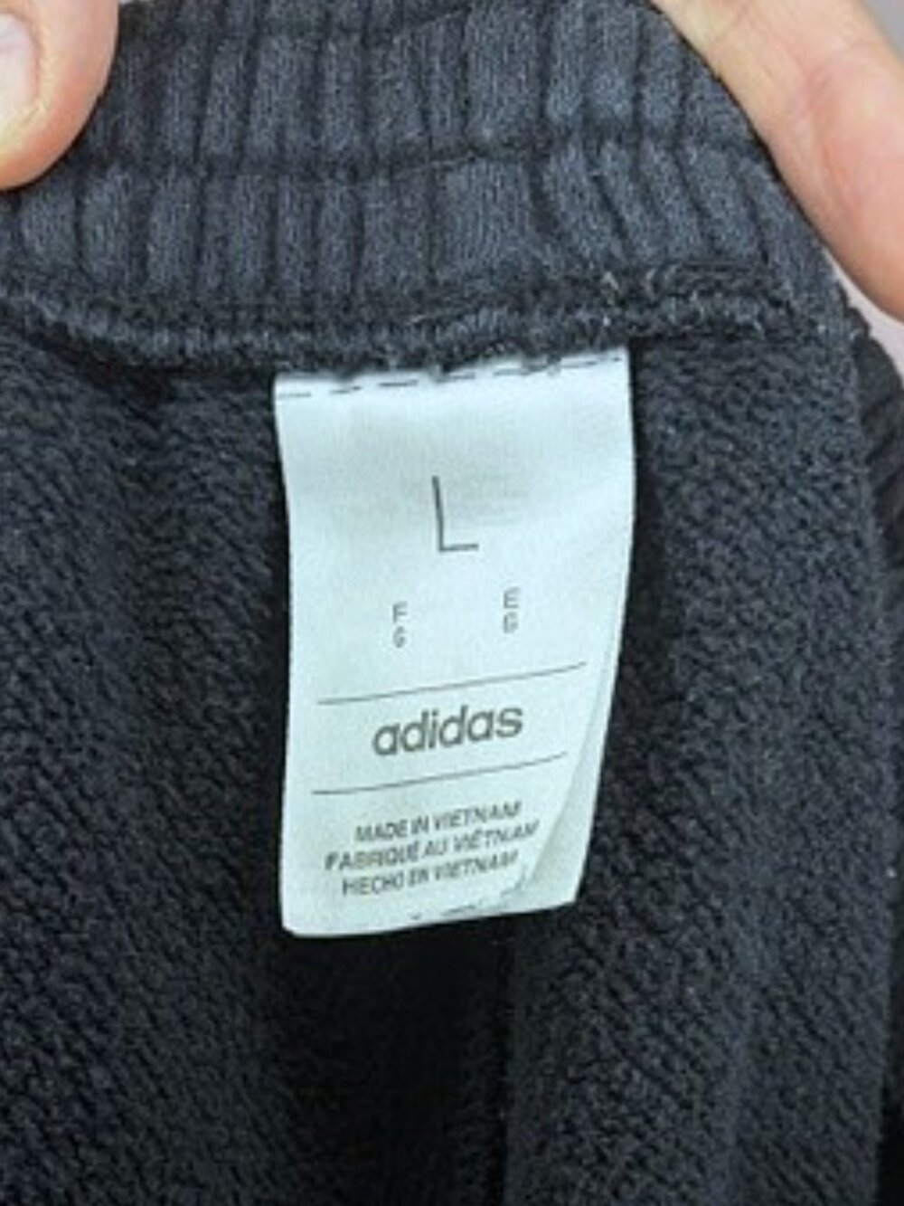 Adidas - Picture 4 of 4